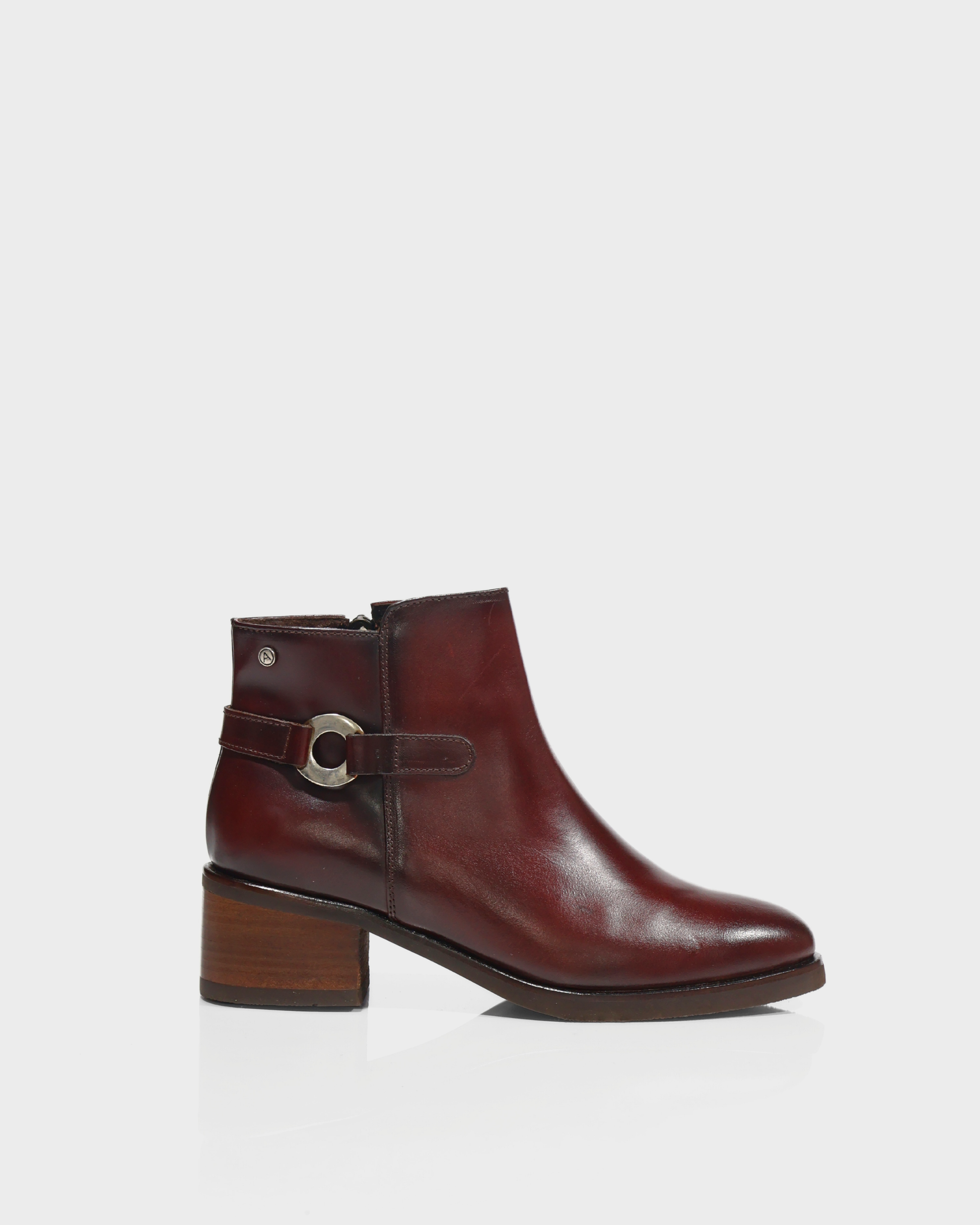 Botines en Cuero Vitto Vinotinto