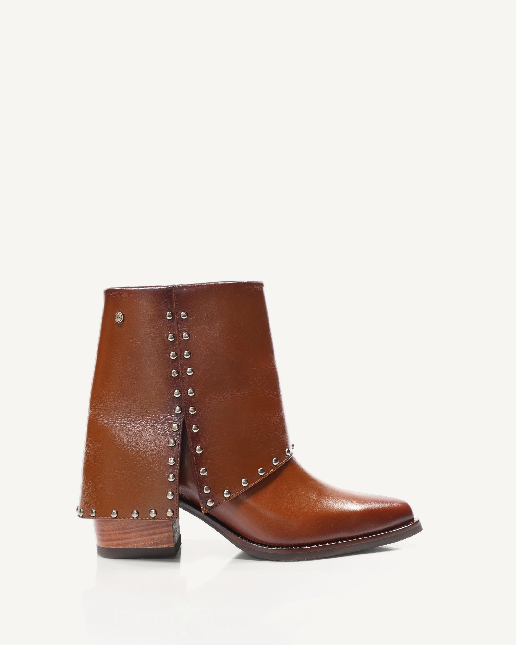 Botines en Doble Capa de Cuero con Taches Albania Miel