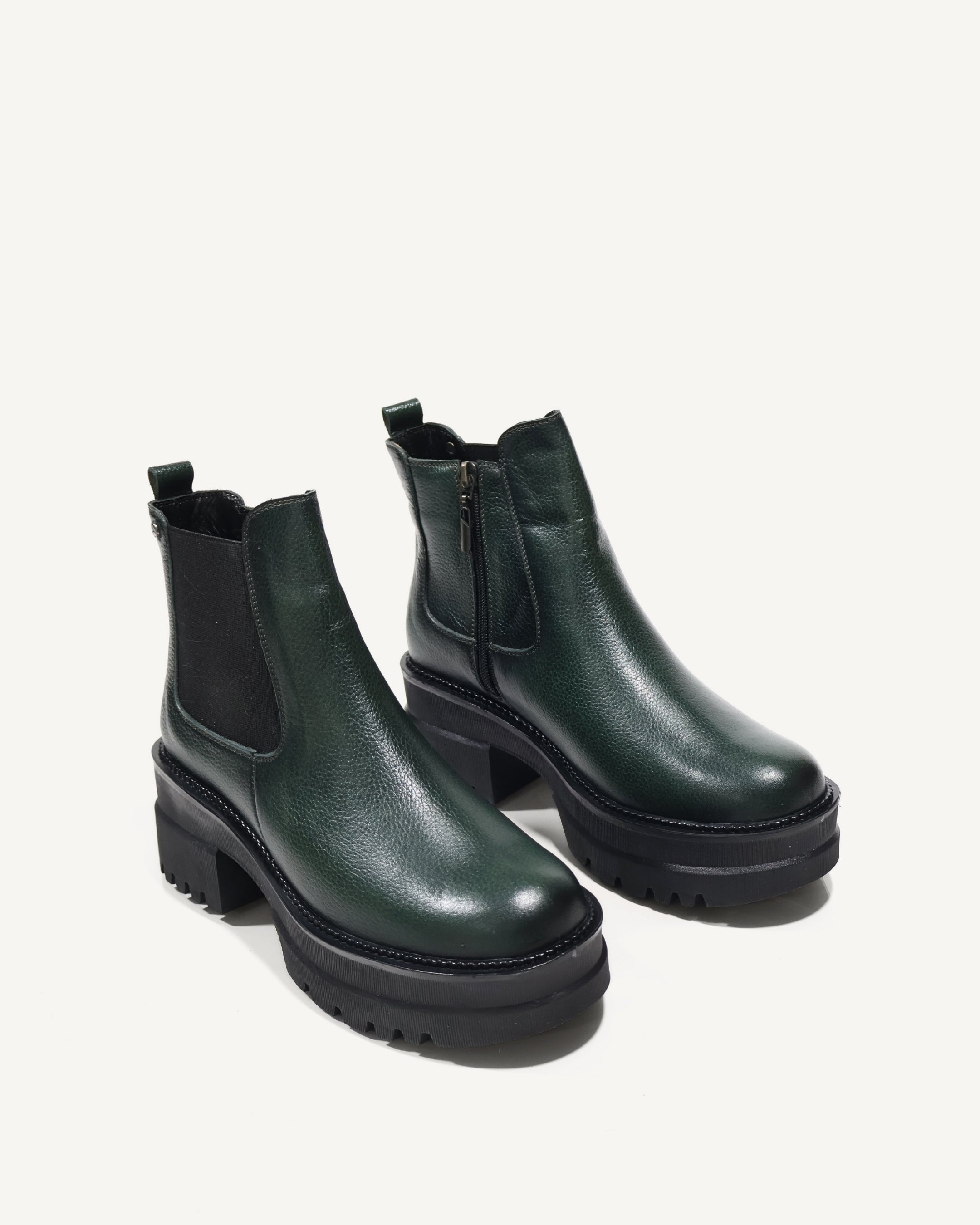 Botines en Cuero Amalia Verde