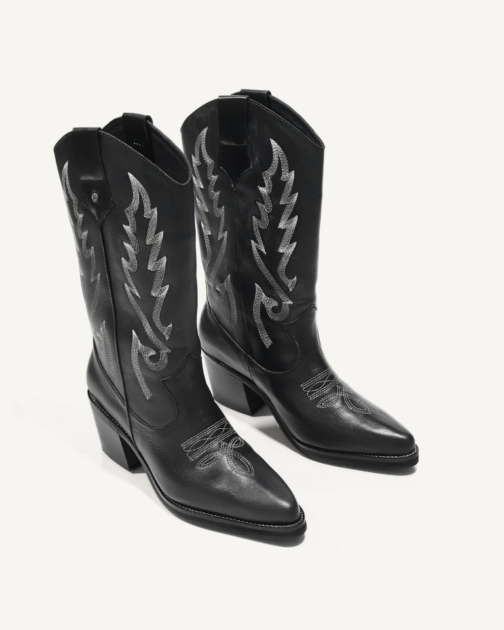 Botas Texanas Caña Media en Cuero con Bordado Aurora Negro - Antonina