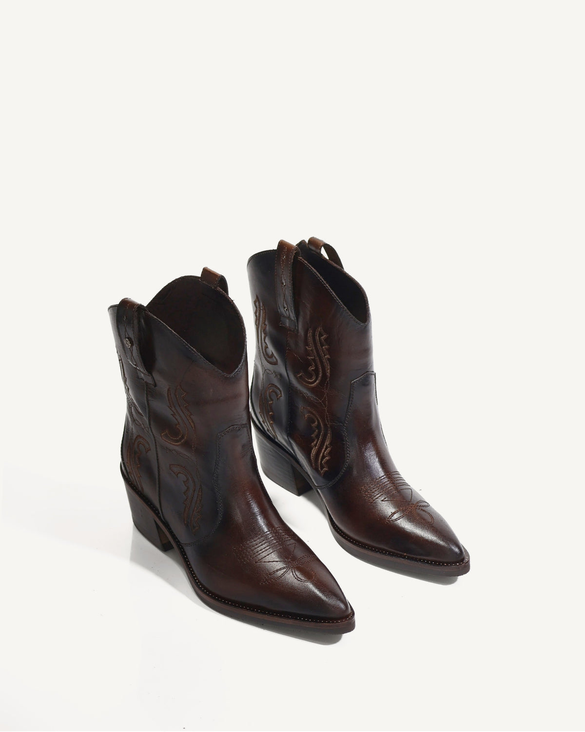 Botines Texanos con Bordado Austin Café - Antonina