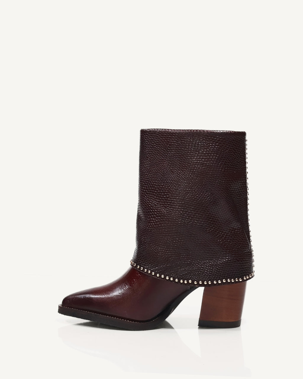 Botas en Doble Capa de Cuero con Taches Borgoña Vino - Antonina