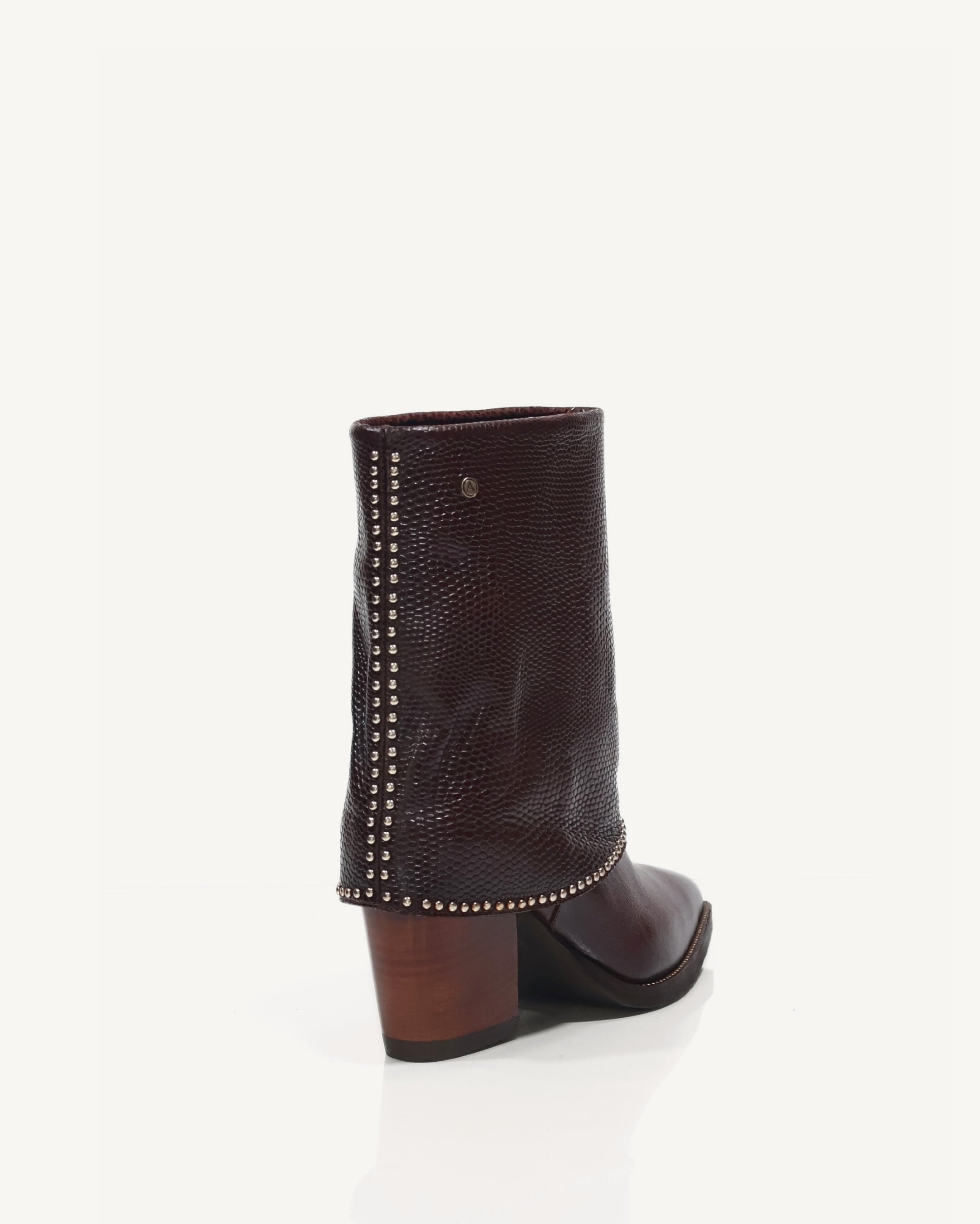 Botas en Doble Capa de Cuero con Taches Borgoña Vino - Antonina