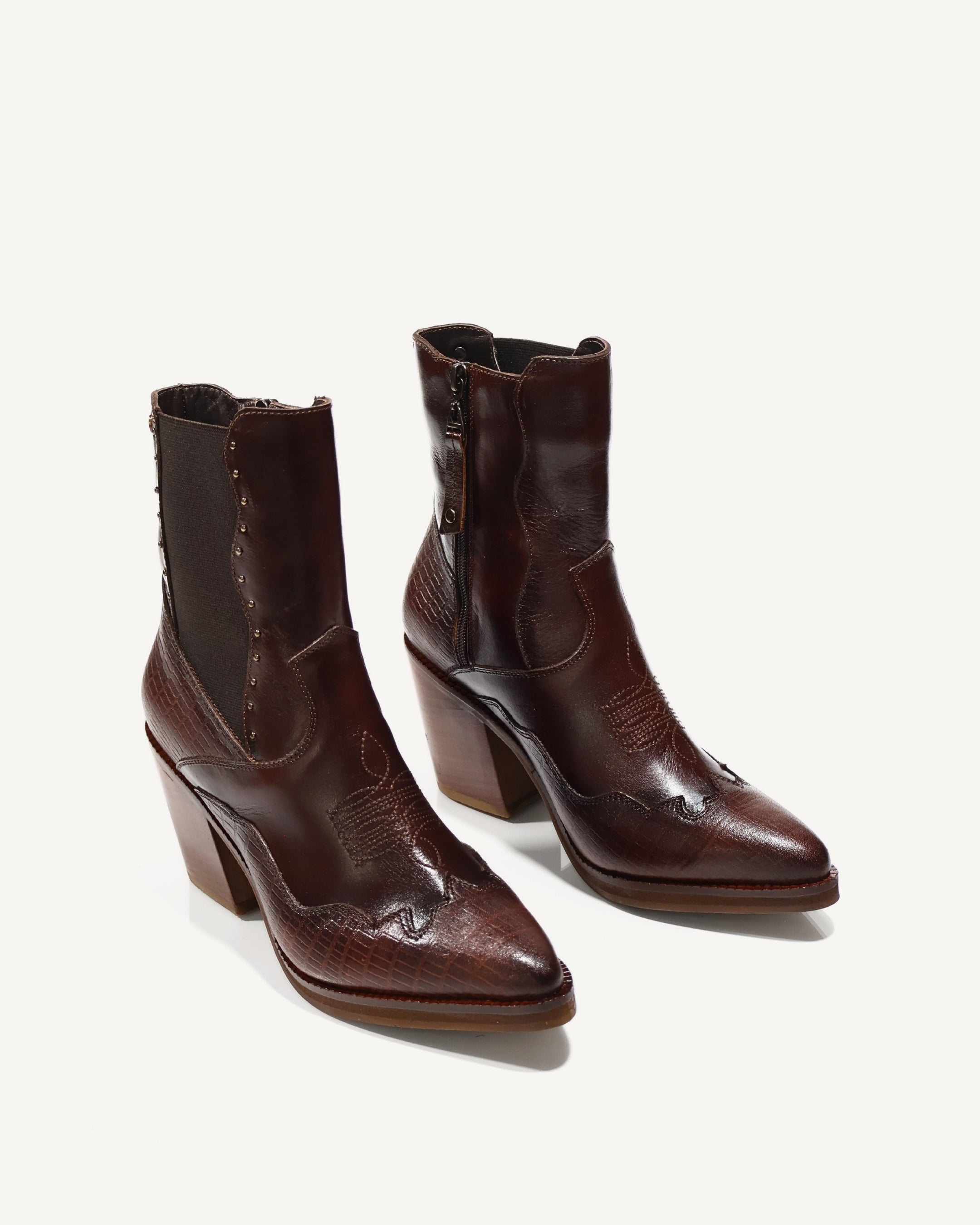 Botines Texanos en Cuero con Resorte Colima Coñac