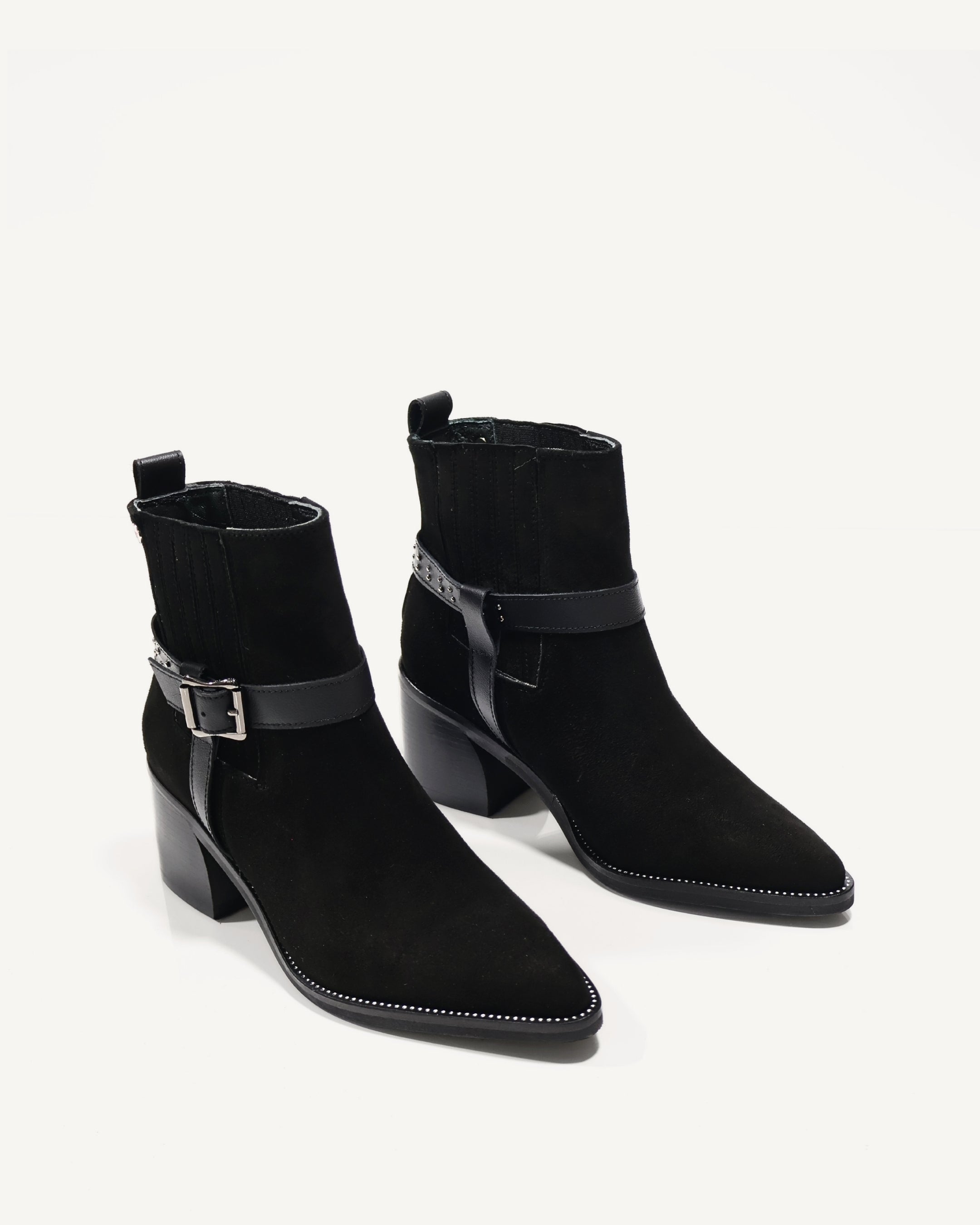 Botines en Cuero Gamuza Diana Negro - Antonina