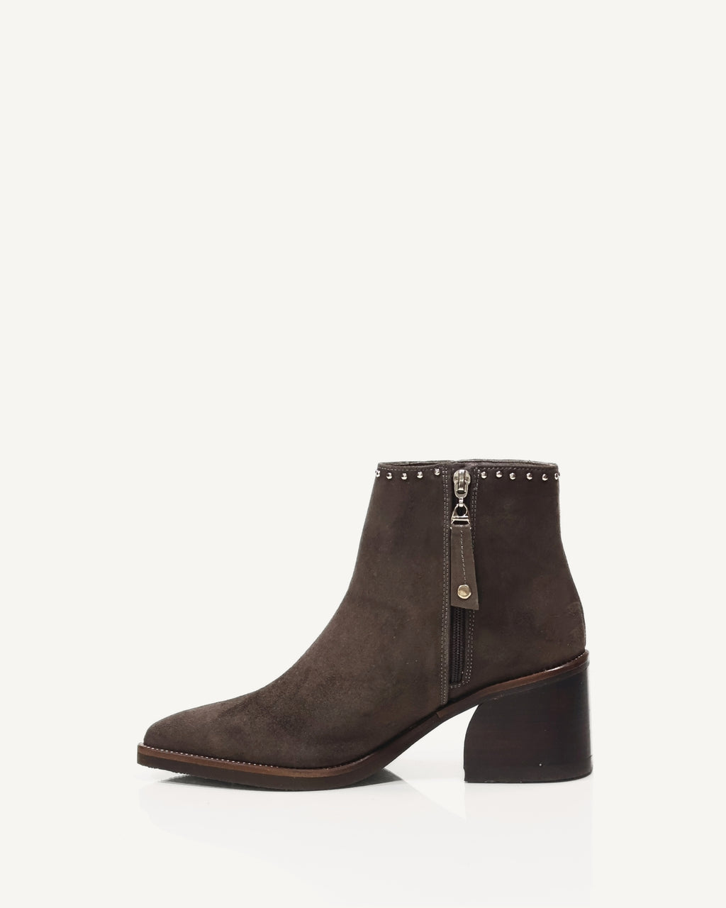 Botines en Cuero Gamuza con Taches Eli taupé