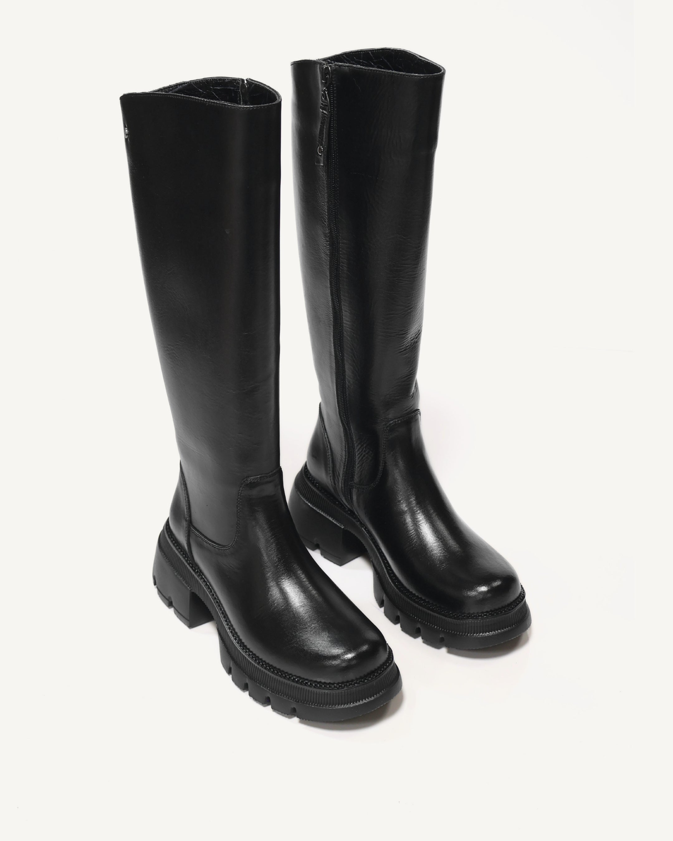 Botas Caña Larga en Cuero Gaby Negro - Antonina