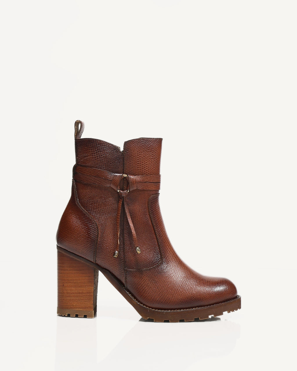 Botines en Cuero con Correa Decorativa Jessica Miel