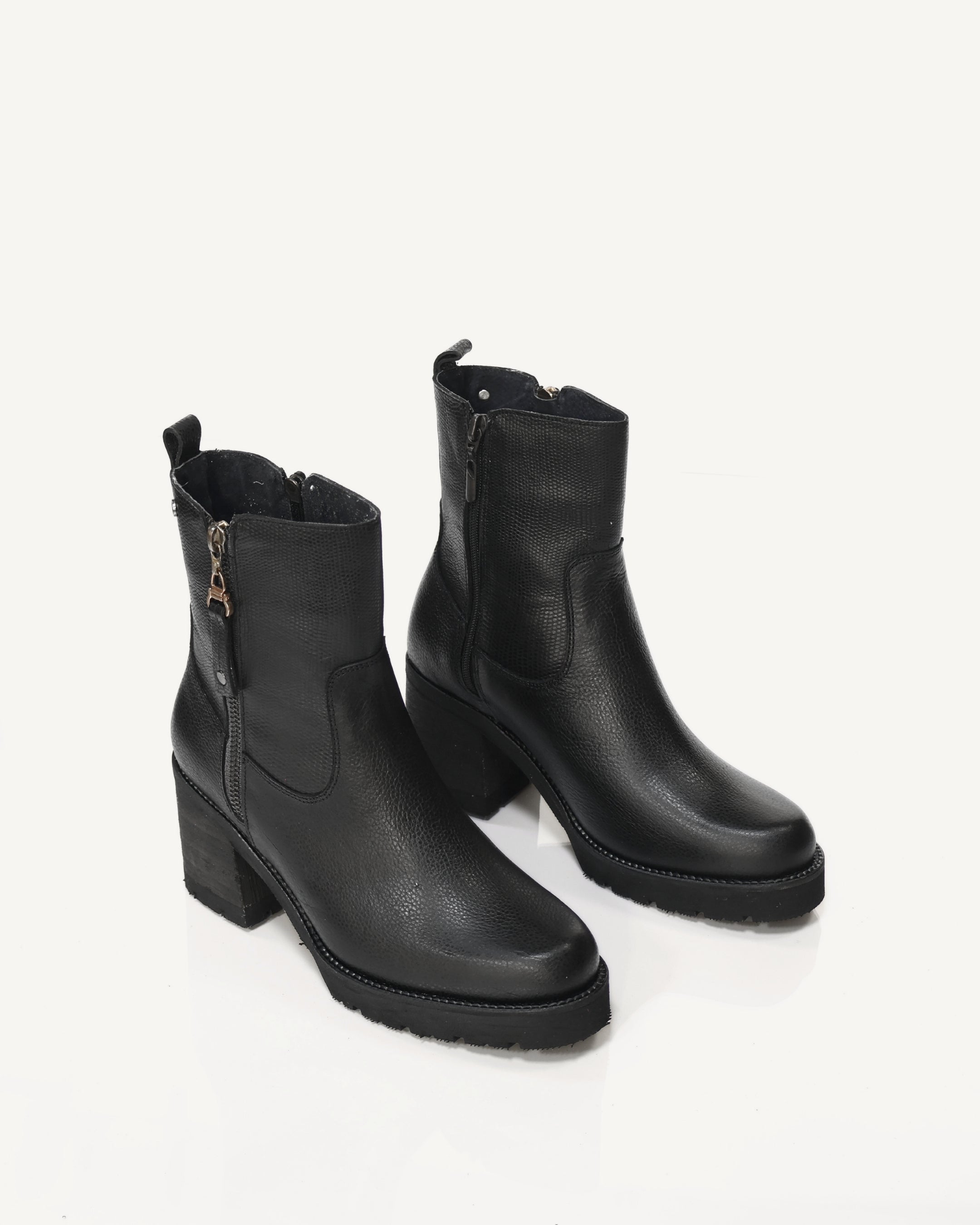 Botines en Cuero con Cremallera de Lujo Lion Negro - Antonina