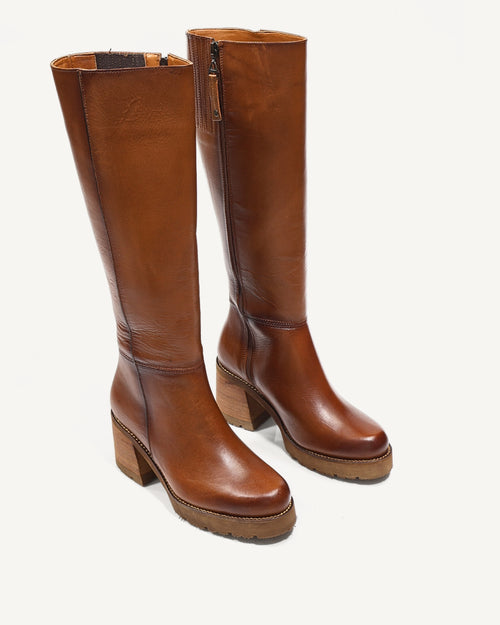 Botas Caña Larga en Cuero con Resorte London Miel- Antonina