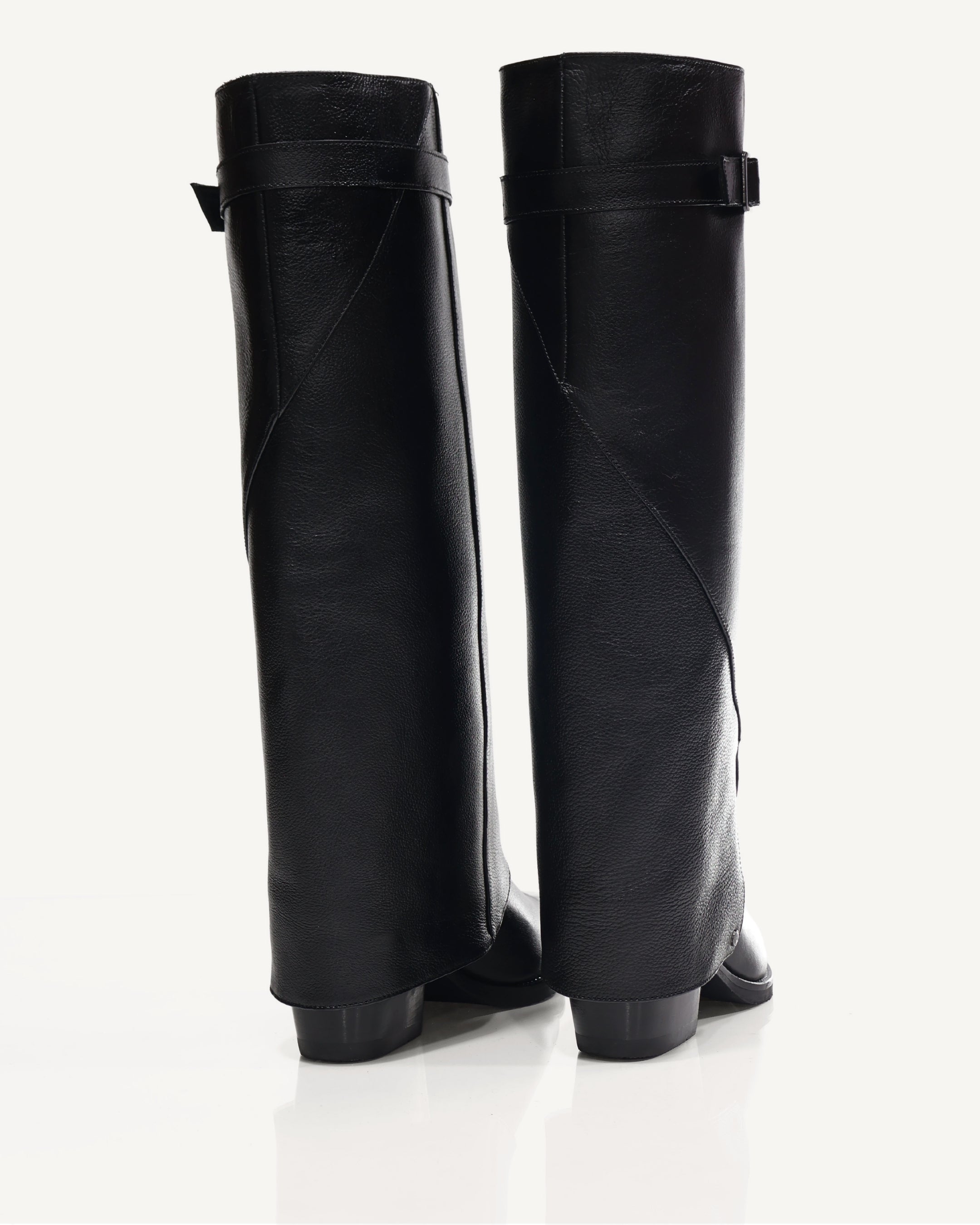 Botas Caña Alta con Doble Capa de Cuero Marais Negro - Antonina