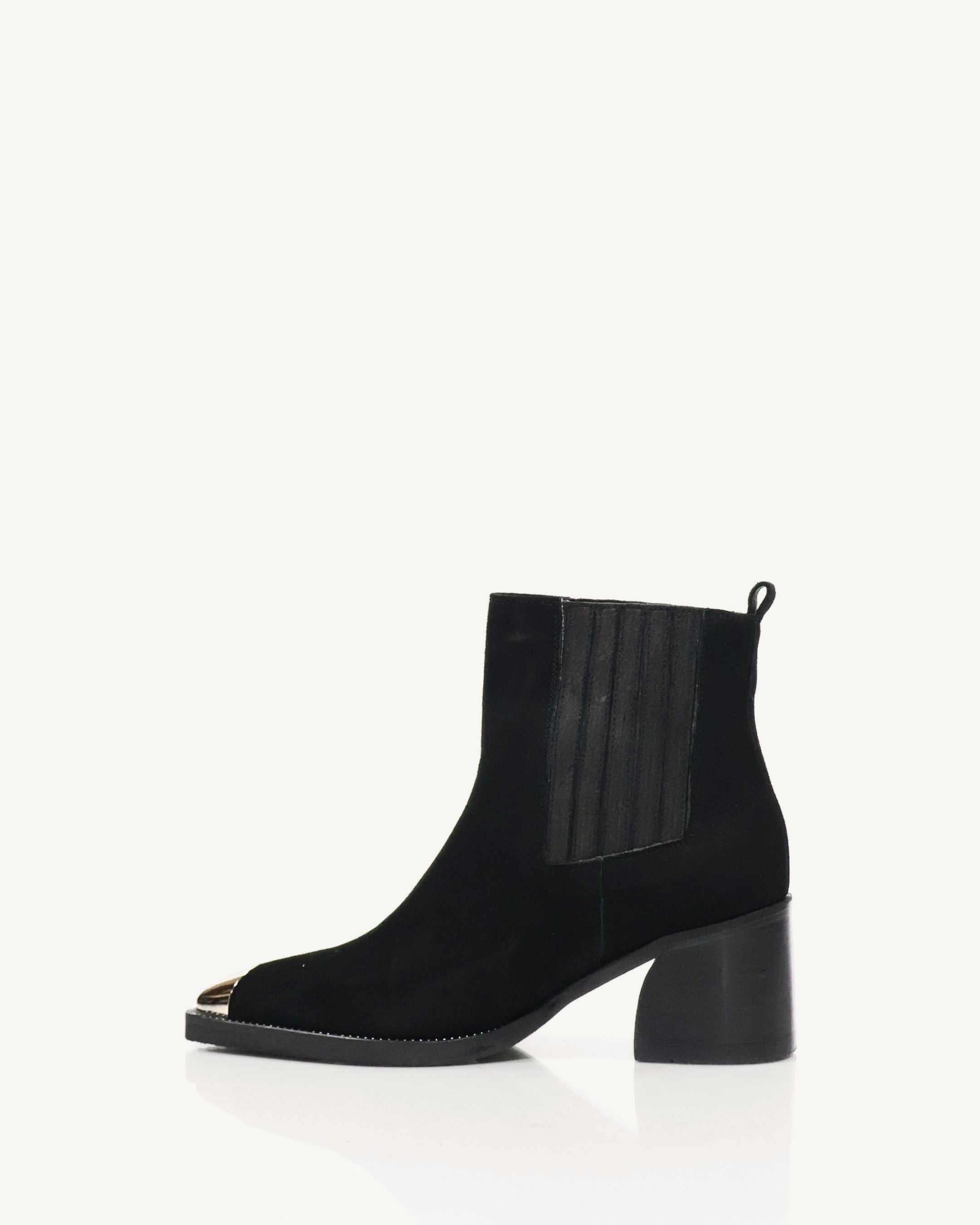 Botines en Cuero Gamuza con Puntera Milano Negro - Antonina