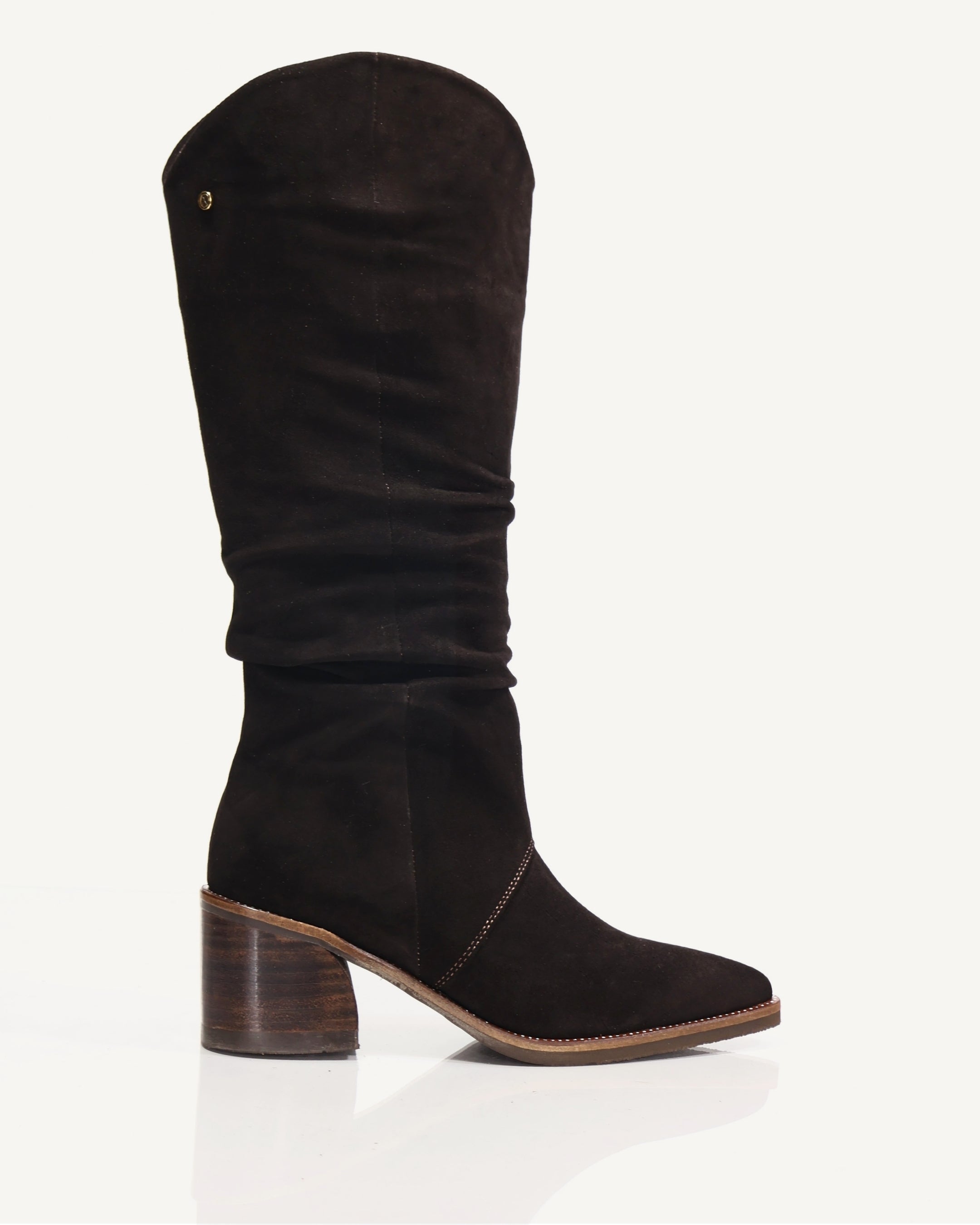 Botas en Cuero Ante con Efecto Slouchy y Silueta Texana Oana Chocolate - Antonina