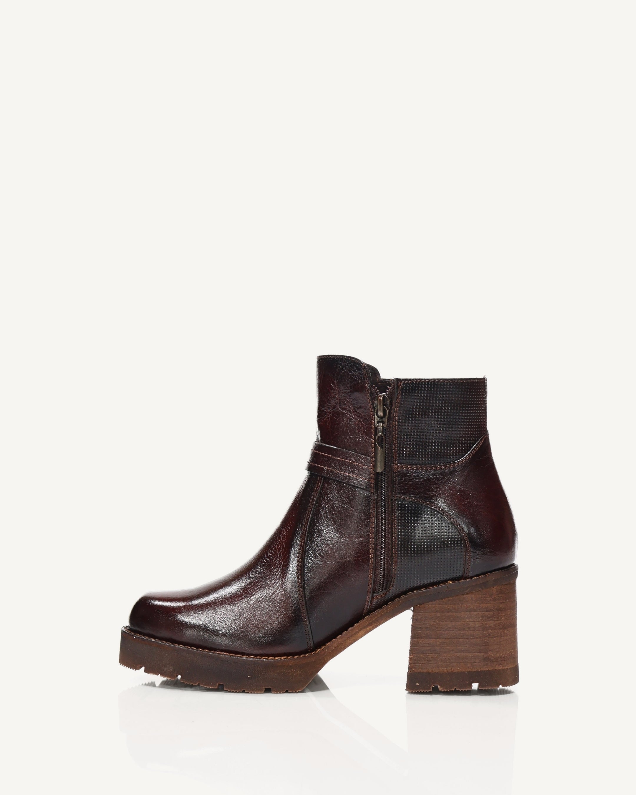 Botines en Cuero Ramona Coñac - Antonina