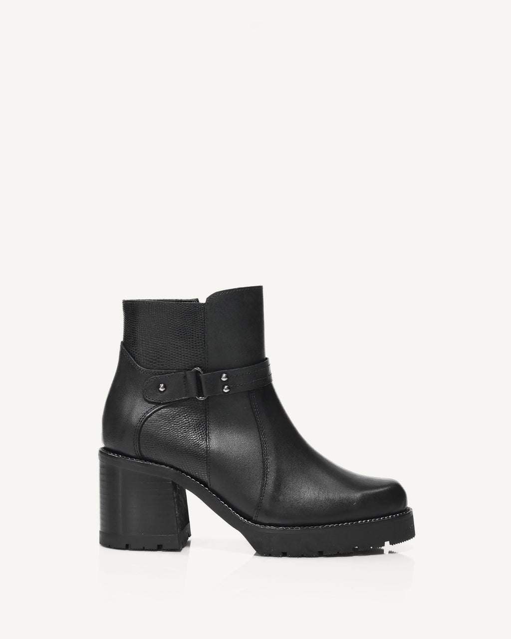 Botines en Cuero Ramona Negro - Antonina