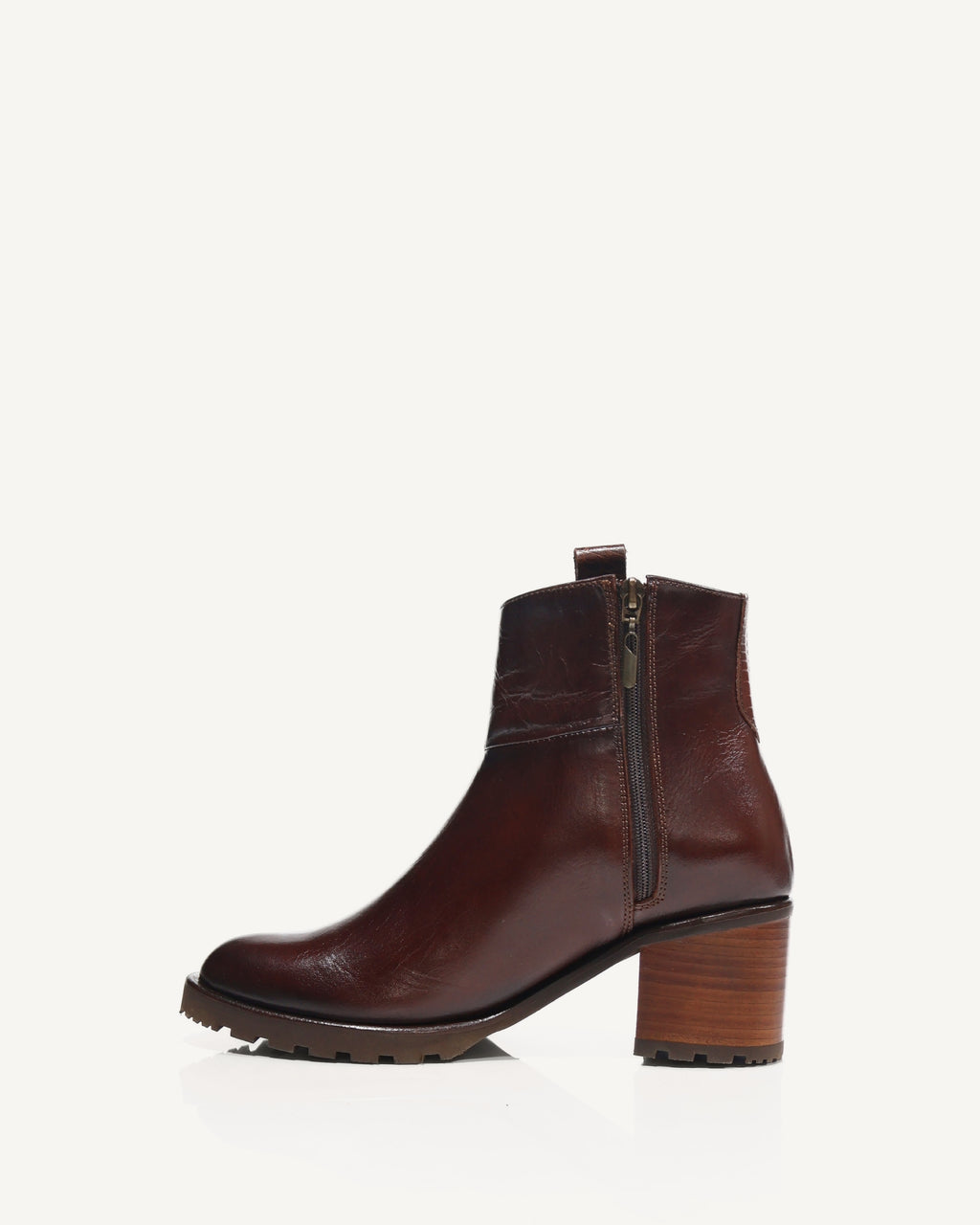 Botines Estilo Texano en Cuero Vallarta Coñac - Antonina