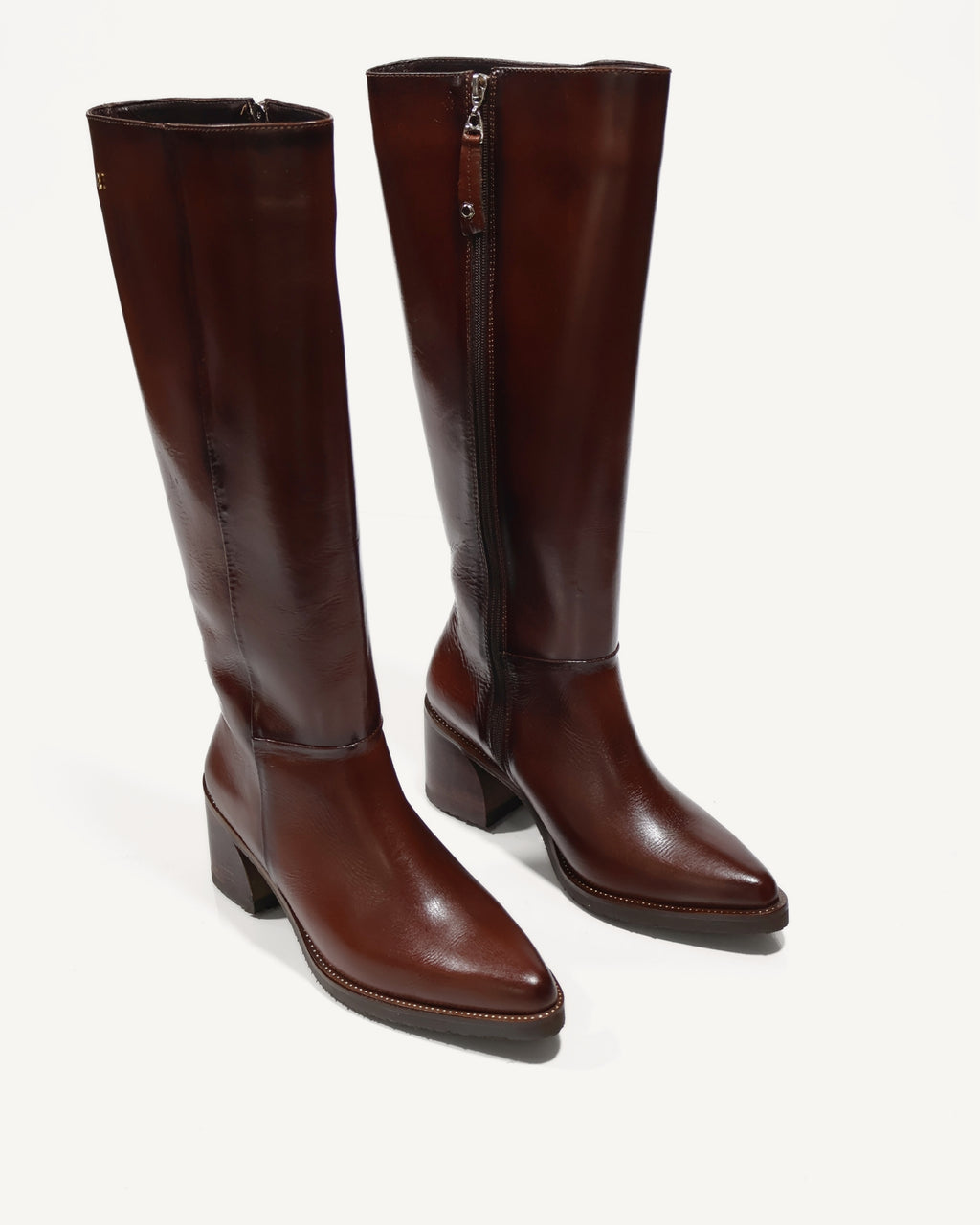 Botas Caña Alta en Cuero Vania Sangría - Antonina