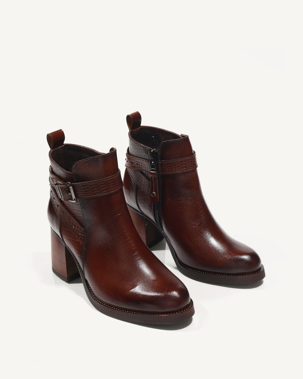 Botines en Cuero Victoria Coñac - Antonina