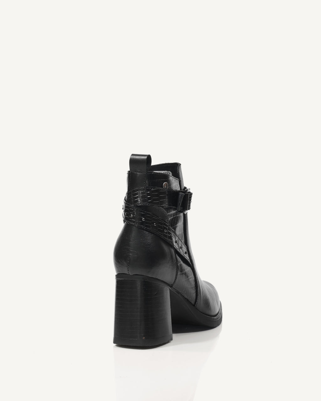 Botines en Cuero Victoria Negro - Antonina