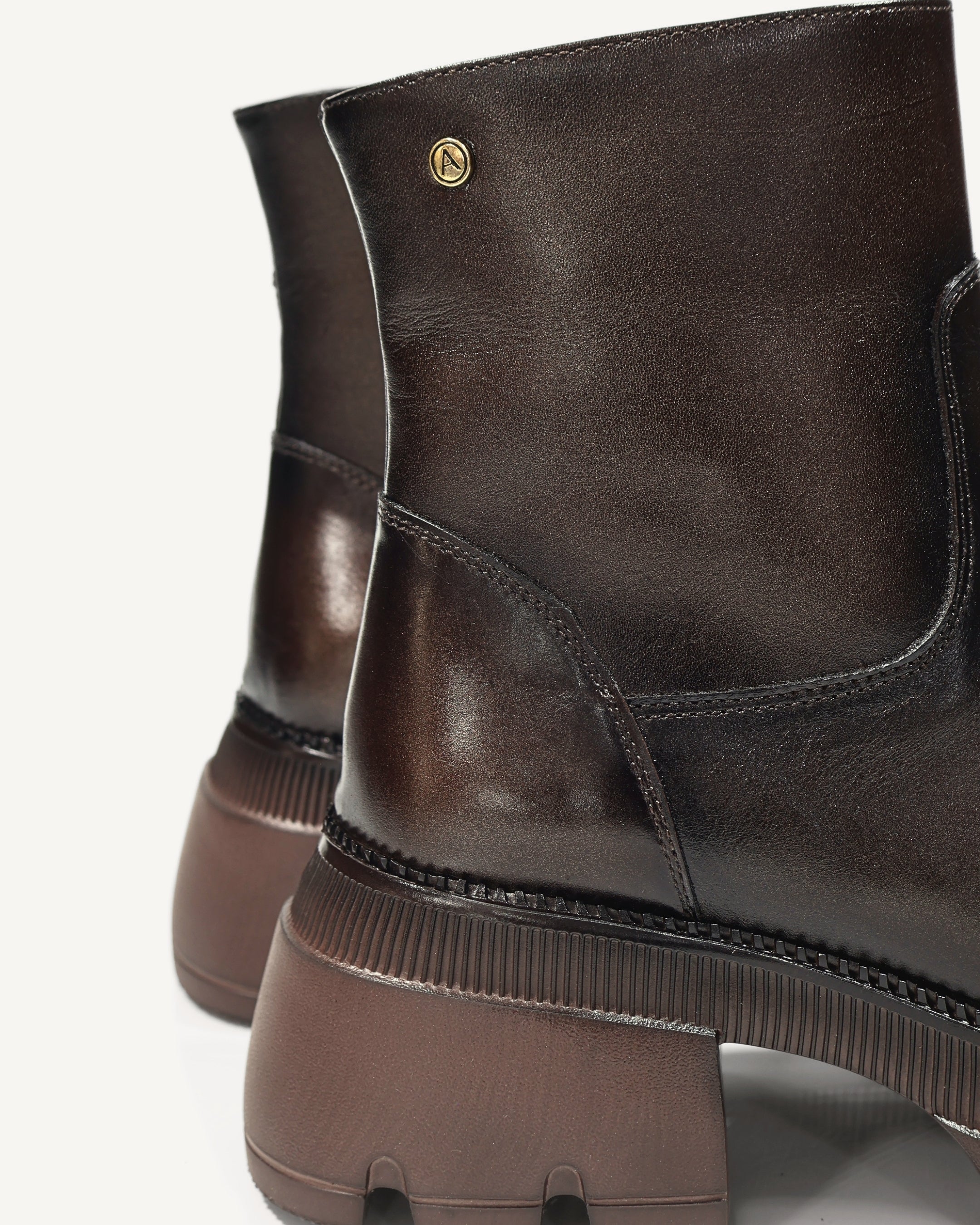 Botines en Cuero Gaby Chocobronce