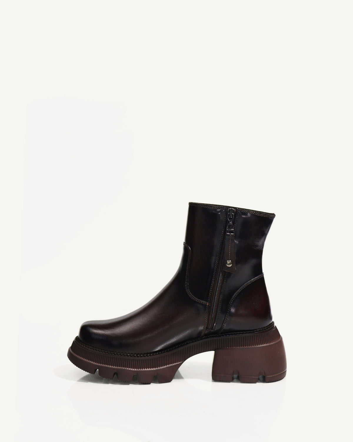 Botines en Cuero Gaby Chocolate