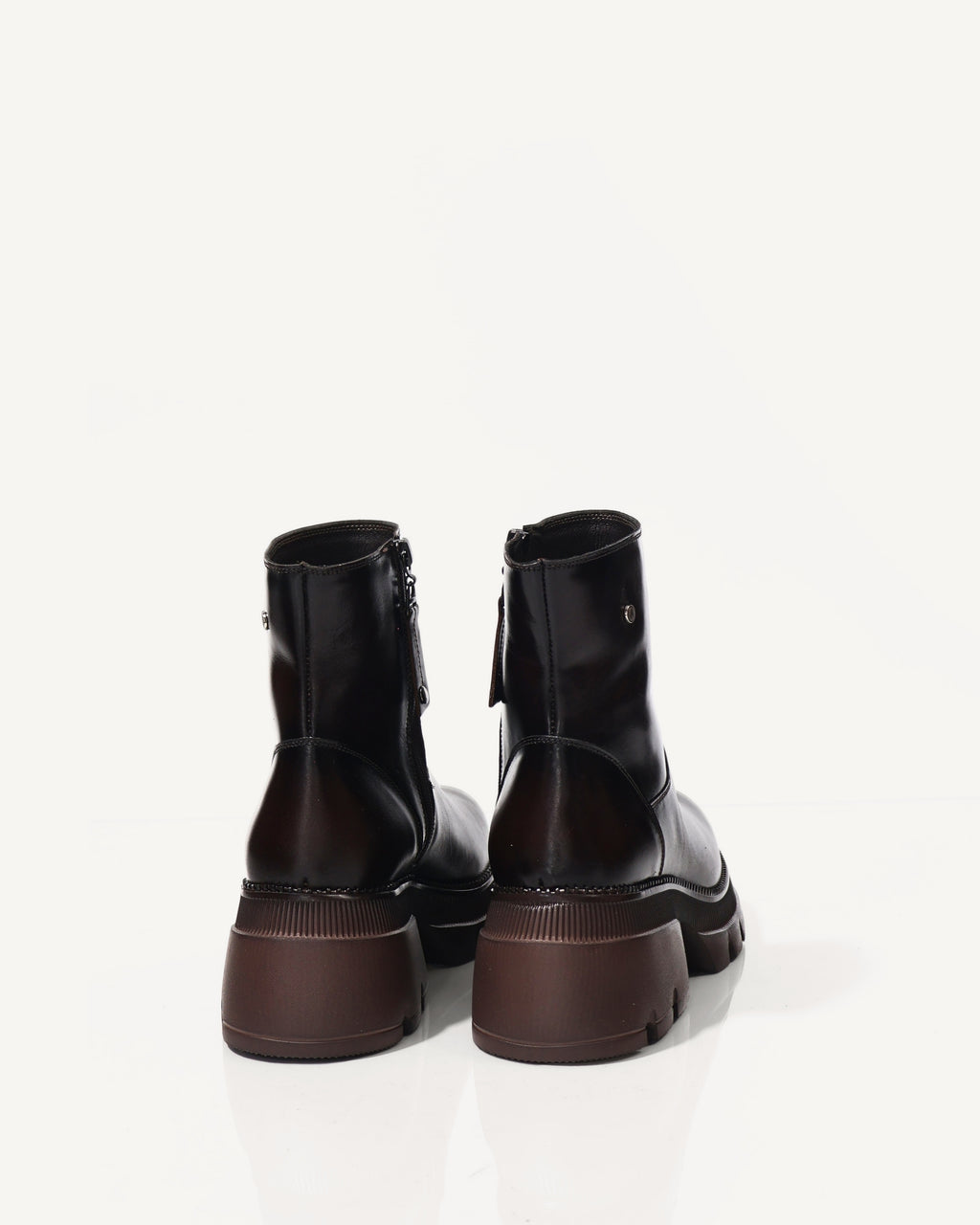 Botines en Cuero Gaby Chocolate