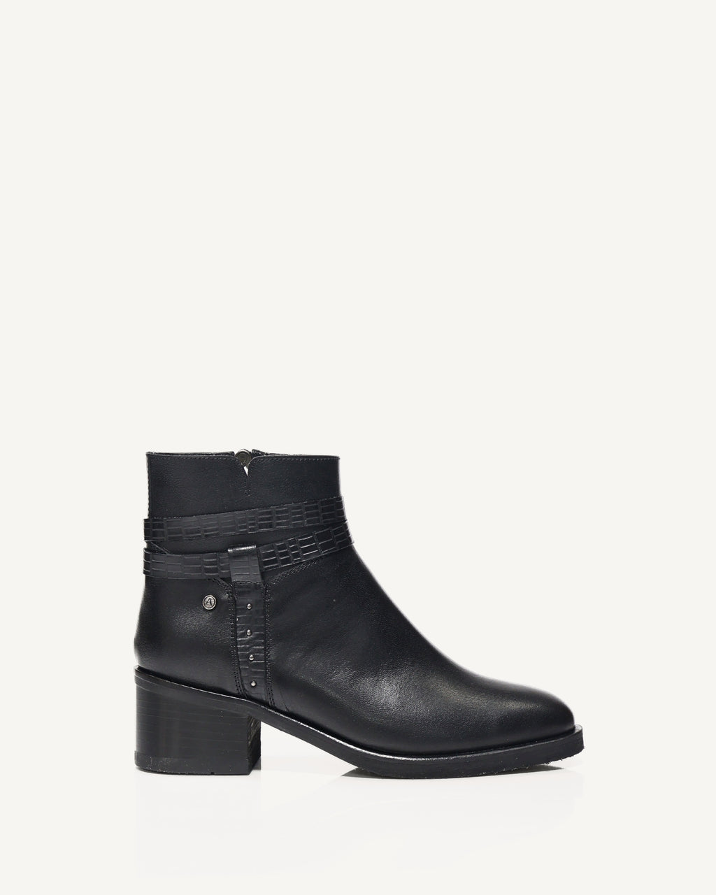 Botines en Cuero con Correa Decorativa Napoli Negro - Antonina